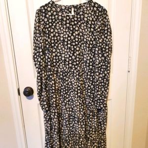 Long Sleeve Ruffle Daisy Dress